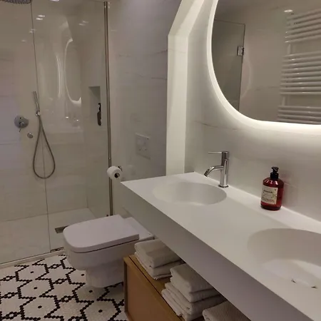 Vistas Al Mar En Puerto Chico Apartment *